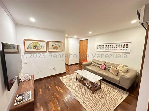 Se Ofrece En Venta Espectacular Y Hermoso Apartamento En Pb Exquisitamente Remodelado Ubicado En La Castellana