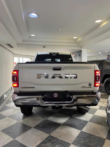Imagem 2 de 15 de Dodge Ram 2500 6.7 I6 Turbo Disel