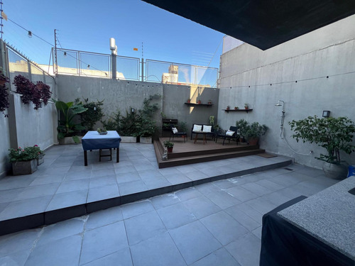 2 Ambientes Con Patio En Venta- Coghlan