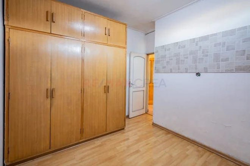 Venta De Departamento 3 Ambientes En Ciudadela, Tres De Febr
