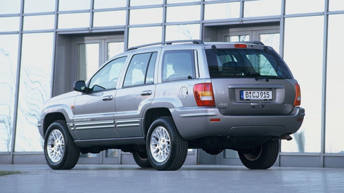 Parachoque Trasero De Jeep Gran Cherokee 1999 Al 05 Usado