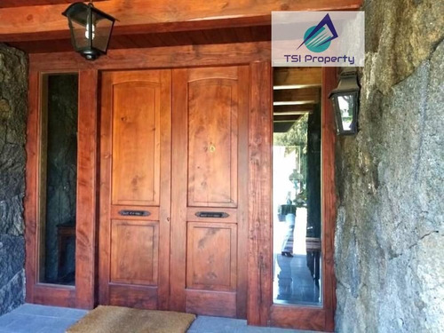 Casa En Venta De 5 Dorm. En Rancagua