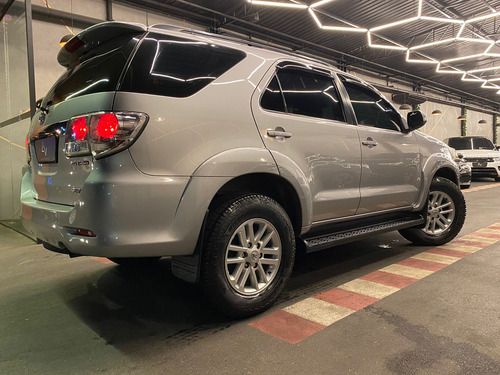 Toyota Hilux HILUX SW4 SRV D4-D 4X4 3.0 TDI DIES. AUT