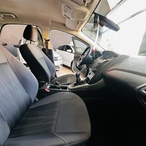 Ford Focus III 1.6 S