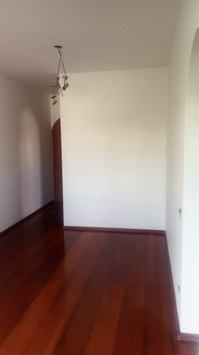 Excelente Apto Com 2 Dorm. C/ Garagem E Piscina, Próximo Ao Aeroporto De Congonhas