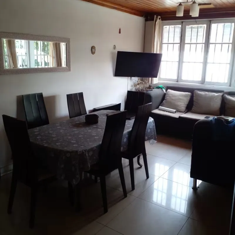 Imagen 3 de 7 de ¡oferta! Vendo Casa + Una 2da Vivienda Ind En San Sebastián