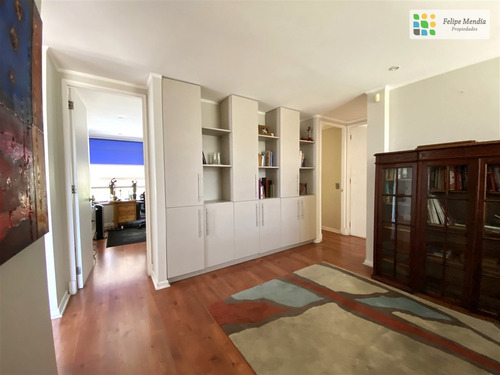 Impecable En Condominio 5 Dorm. Servicio Y Sala De Estar.