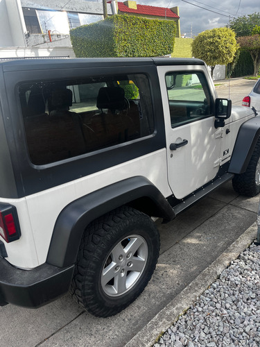 Jeep Wrangler X Base 6vel Aa 4x4 Mt