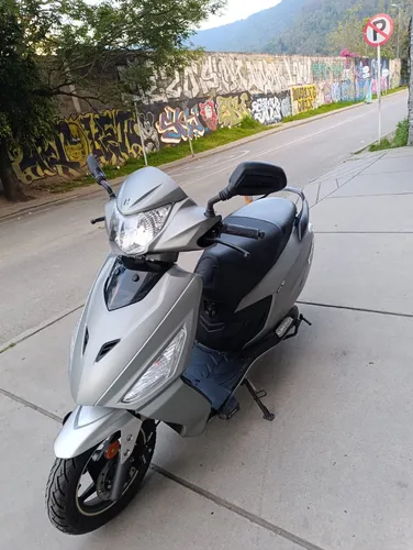 Vendo Hero Dash Fi 125 Cc , Modelo 2023, Apenas Con 470 Km.