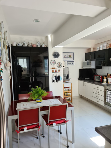 Imagen 5 de 14 de Departamento En Venta En Villa Florence