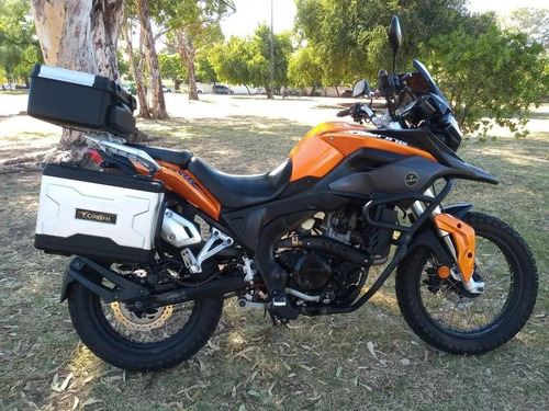 Imagen 4 de 4 de Moto Corven Touring Triax 2016