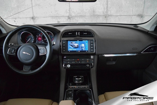 Jaguar F-pace Prestige 20d