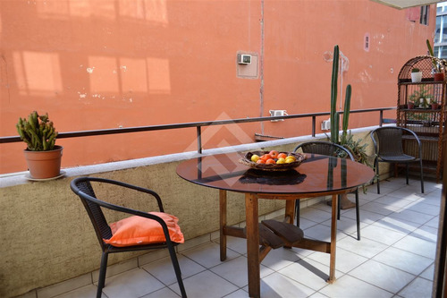 Amplio Departamento En Venta De 3 Dorm. En Las Condes.
