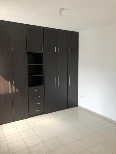 Imagen 8 de 13 de Venta Departamento En Paseos Del Bosque En Corregidora Lm