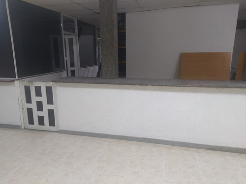 Imagen 2 de 9 de Local Comercial 140mts2 Calle Bella Vista