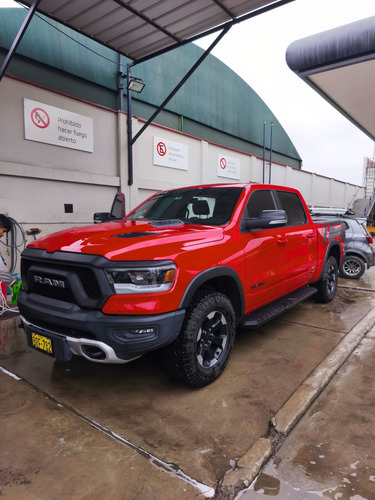 Techo Panorámico, 4x4, Pantalla Táctil, Mandos En El Timón