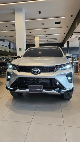Toyota Fortuner 2.8 Diesel Srv 4X4 At