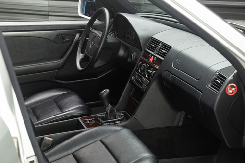 Imagem 9 de 15 de 1997 Mercedes Benz C180