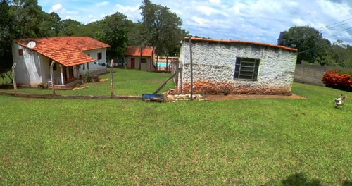 Chácara 7381,50m2,casa 247m2 3 Dorms 2 Suítes,5 Banheiros,4 Vagas,casa Sede E Caseiro,piscina,churrasqueira,2 Ranchos,portão Eletronico - Ch00043 - 69181603