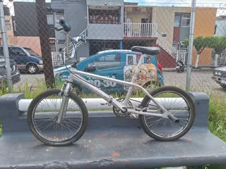 Bicicleta De Aluminio Bmx 