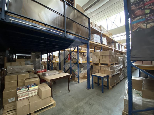 Imagen 12 de 17 de Bodega En Venta En Santiago
