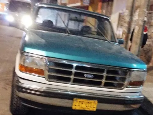 Ford F-150 5.0 Xlt 4x2