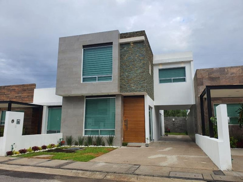 Imagen 3 de 30 de Venta Casa 3 Cañadas De Arroyo|fracc Cañadas Del Arroyo|cañadas De Arroyo|cañadas Del Lago