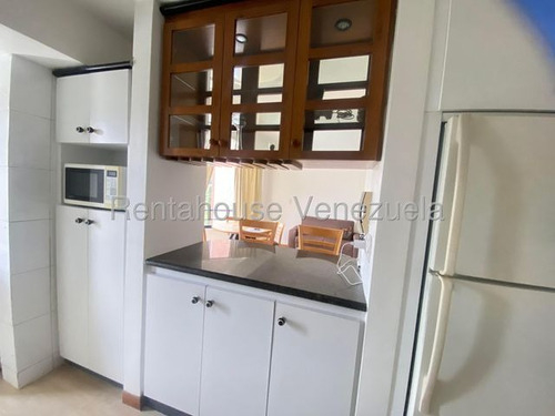 Espectacular Apartamento Alquiler En El Rosal 25-21726-jca