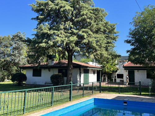 Casa Quinta En Venta 990m2 De Parque 3 Dormitorios Piscina Y Quincho