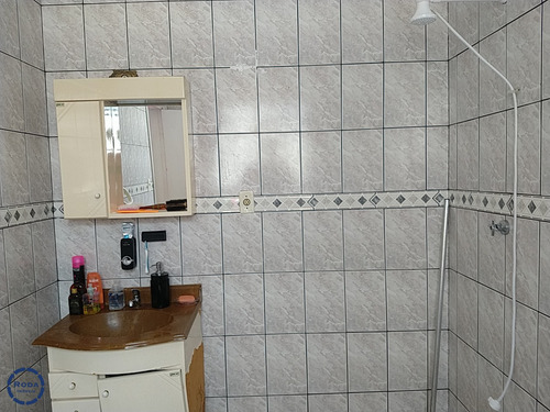 Amplo Sobrado Geminado Com 3 Dormitórios Na Vila Belmiro - V8095