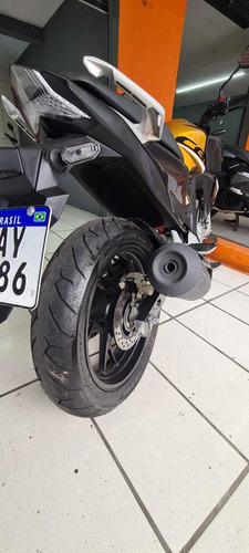Imagem 3 de 5 de Honda Cb Twister Abs