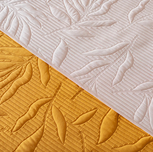 Edredón Novo King Size Marla Amarillo/ Blanco Vianney