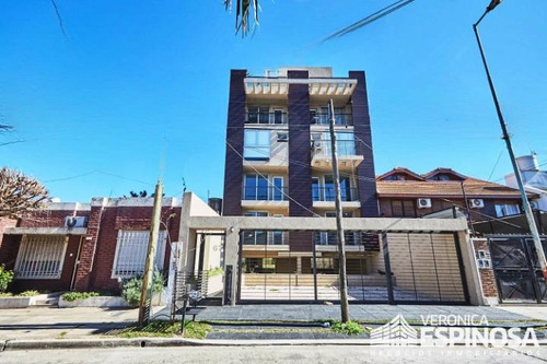 Imagen 25 de 30 de Departamento De Dos Ambientes En Venta, Morón. Excelente Unidad Amplio Y Luminosa. Con Balcón.