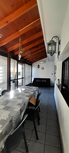 Espectacular Casa De 4 Ambientes En La Tablada