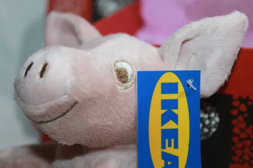 Cerdito Caja De Regalo Original Ikea 18cms Chancho Peluche