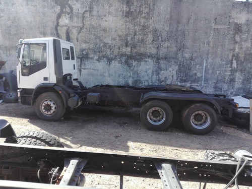 Imagen 4 de 15 de Iveco 260e25 6x4 Doble Diferencial Tatu Chasis Año 2014