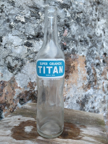 Antigua Botella De Refresco Titan (Usado)