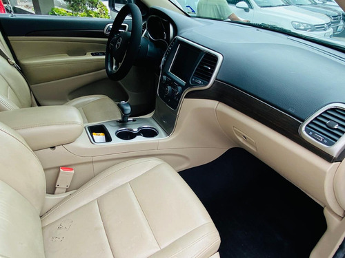 Jeep Grand Cherokee 3.6 Laredo 4x2