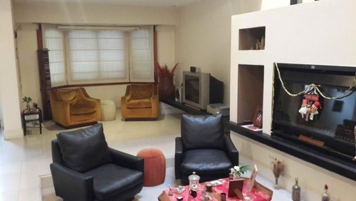 Chalet 10 Ambientes Excelente Estado