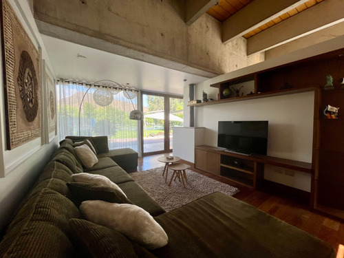 Venta Casa Moderna, Con Orilla Laguna Privada