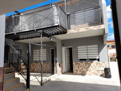 Alquilamos Espectacular Departamento Tipo Duplex Con Cocheras Opc.