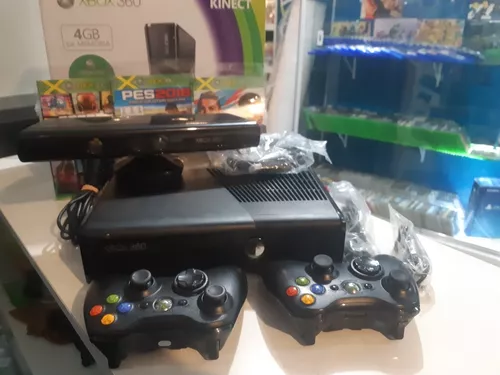 Xbox 360 Super Slim 4g modelo 2015 e 2016 com 2 controle e 1 jogo