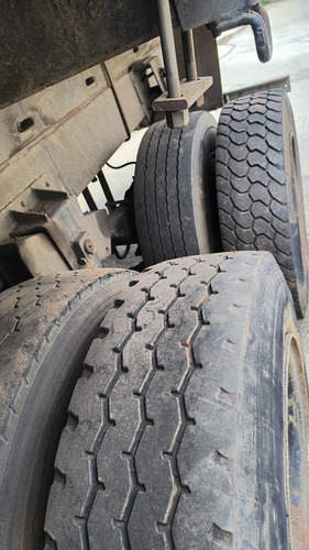 Scania 111 Truck Motor Com Problema.