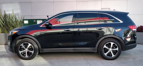 Imagen 2 de 15 de Kia Sorento 2017 3.3 V6 Ex Pack Piel 7 Pasajeros At
