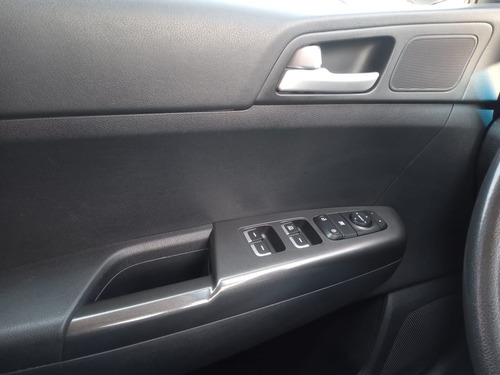 Imagen 11 de 15 de Kia Sportage Lx 2017