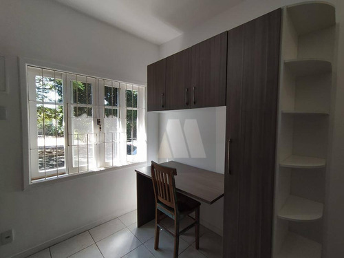 Imagem 8 de 10 de Apartamento Com 3 Dormitórios À Venda, 77 M² Por R$ 280.000,00 - Glória - Macaé/rj - Ap0063