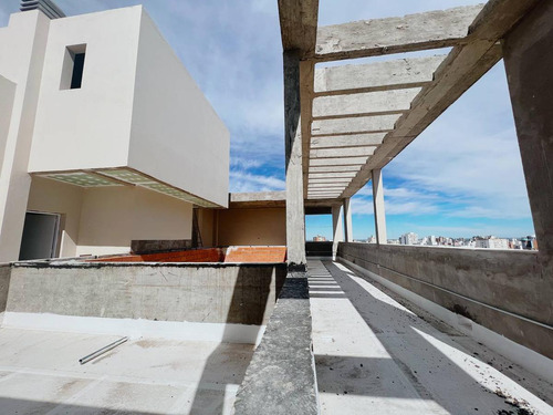 Imagen 22 de 27 de Piso - A Mts De Av. Alem - 180 Mts - Piso 14