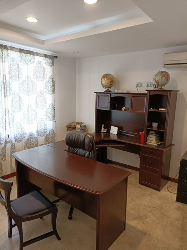 Inmobilia Group Vende Moderna Casa En Colinas De Guataparo