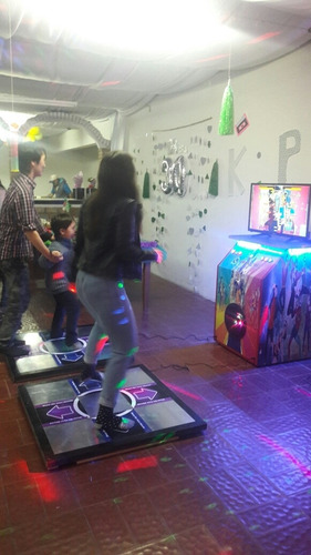 Imagen 5 de 5 de Alquiler De Plataforma De Baile Y Juegos Inflable.