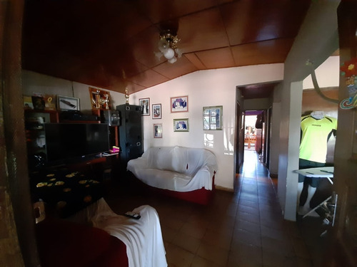 Imagen 4 de 11 de Oferta, Casa En Venta En Encarnación